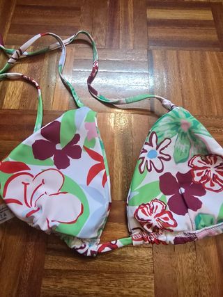 Bikini Triángulo de tiras. Parte de arriba