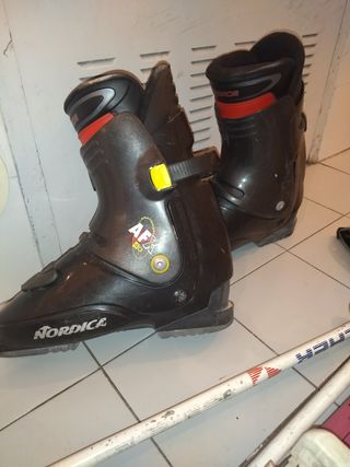 スキー ATOMIC  WAYMAKER CABON 130 27.5cm Botas de Esquí de Segunda Mano Gijón | Wallapop