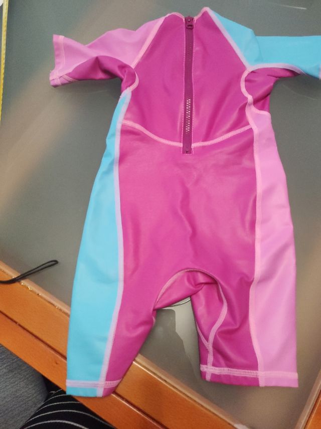 Traje neopreno niña talla 2-3 años
