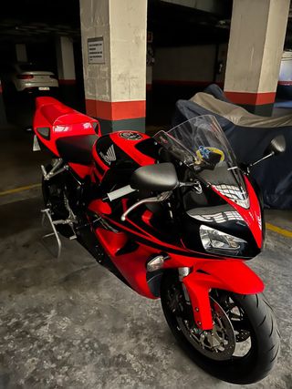 HONDA CBR 1000RR (06-07)