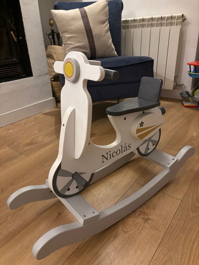 Moto balancín madera