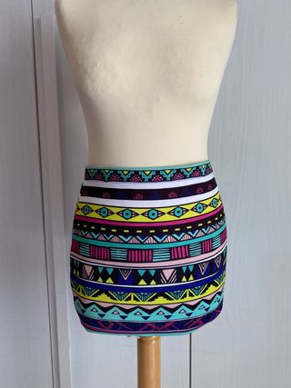 Gonna corta etnica multicolor TU