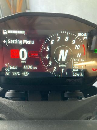 Ducati Monster 937/950 roja