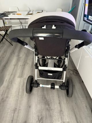 Cochecito bebé y bolso