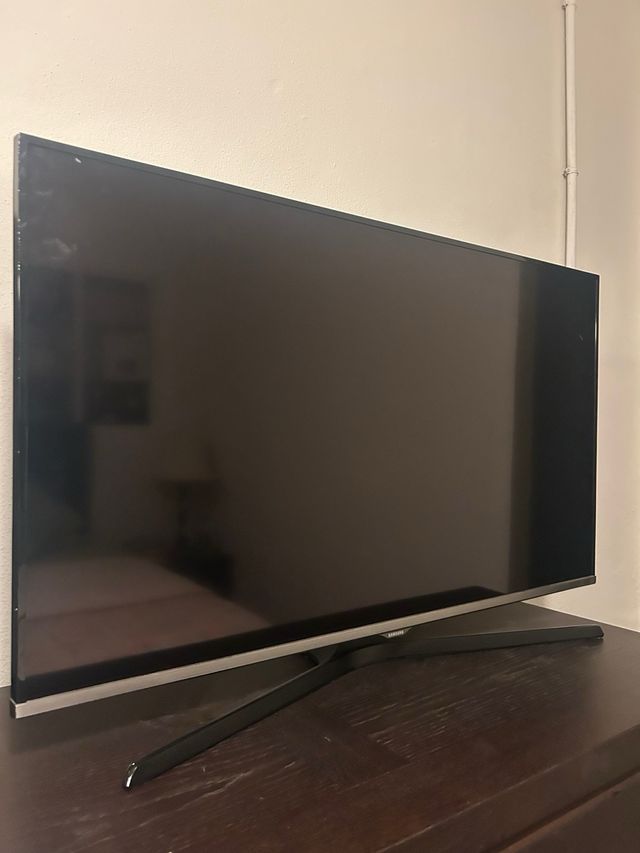 TV Samsung 40" UE40J5100