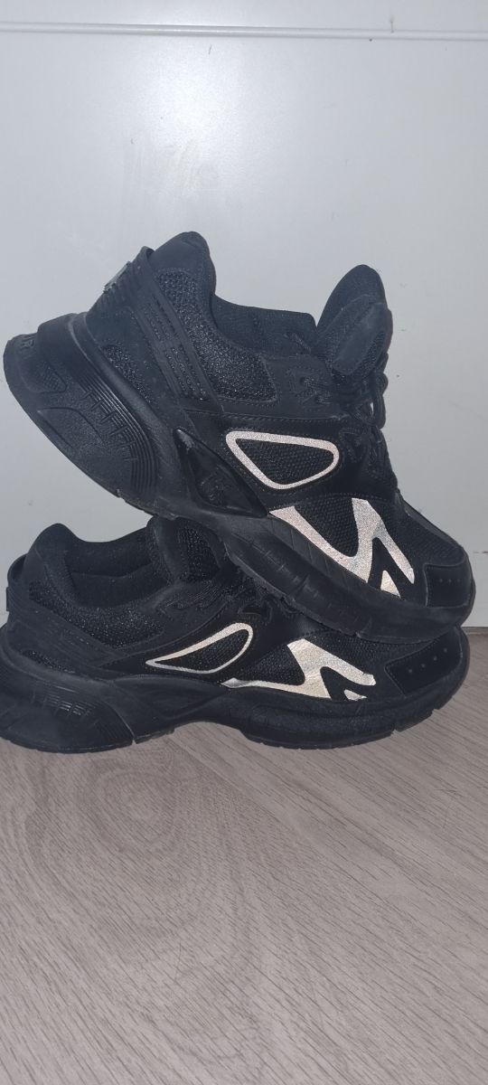 Amiri MA Runner negras