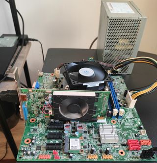 KIT PLACA BASE /CPU /RAM /TARJETA GRÁFICA /WIFI