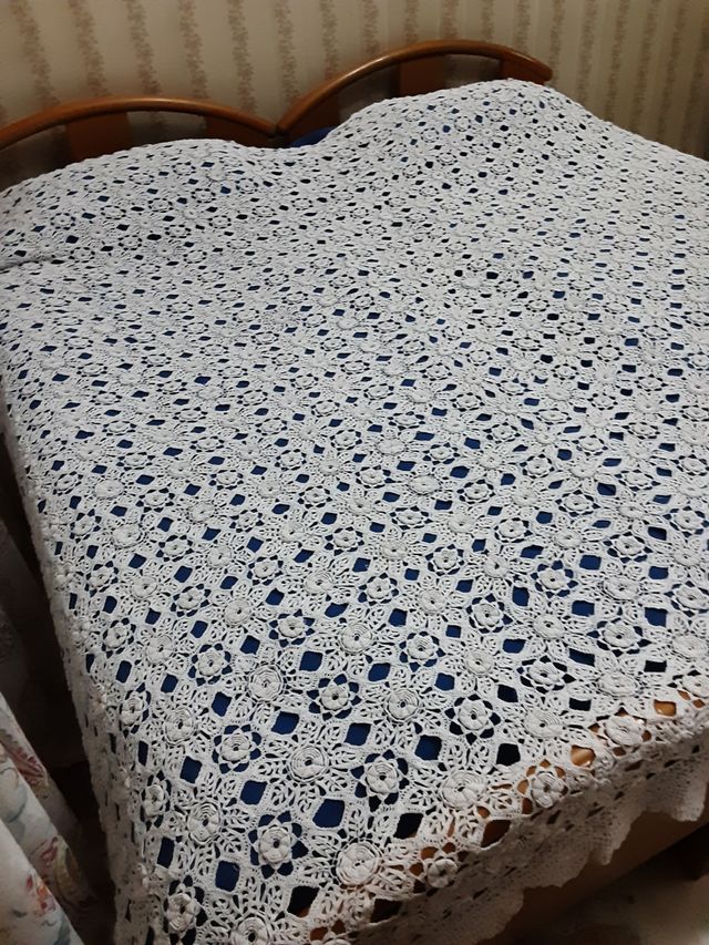 Copriletto uncinetto bianco cotone