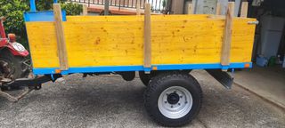 Remolque agrícola basculante