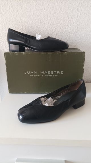 Zapatos JUAN MAESTRE negros, talla 38