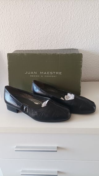 Zapatos JUAN MAESTRE negros, talla 38