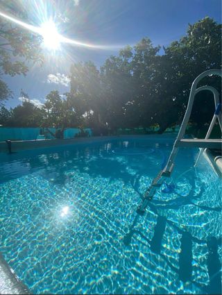 Parcela con piscina - Alquiler por días