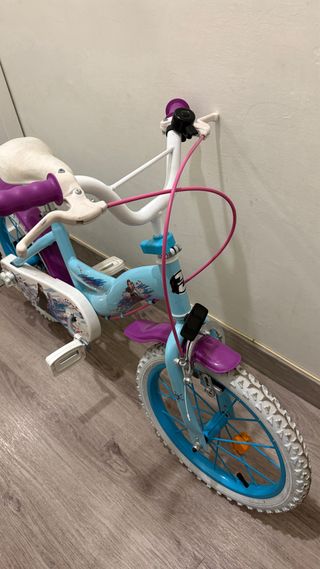 Bicicleta Frozen 16" (4-6 años), casi nueva