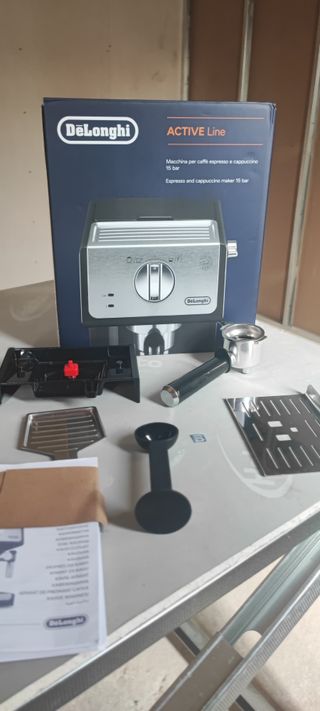 Cafetera DeLonghi Active Line 15 Bar