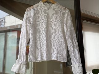 Blusa encaje blanco