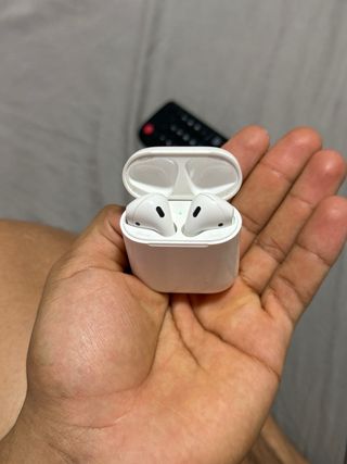 AirPods Apple blancos