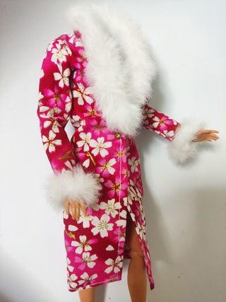 Abrigo Barbie Flores - Nuevo, Diseño especial