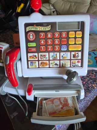 Caja registradora juguete y alimentos plásticos