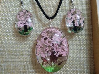 Conjunto Collar y Pendientes con Flores Prensadas