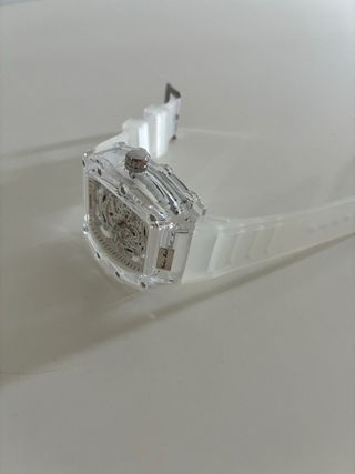 Reloj Transparente