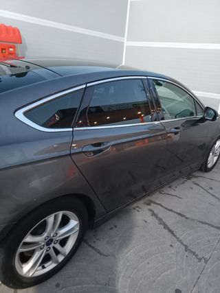 Ford Mondeo 2015 2.0 150 caballos Titanium 