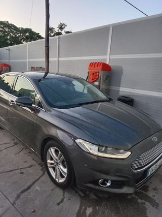 Ford Mondeo 2015 2.0 150 caballos Titanium 