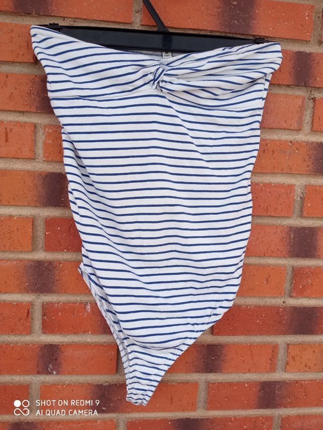 Body rayas azul blanco