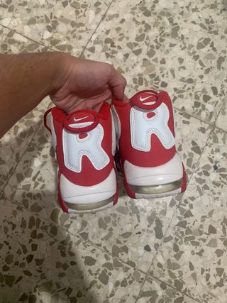 Zapatillas Nike Uptempo Supreme rojas