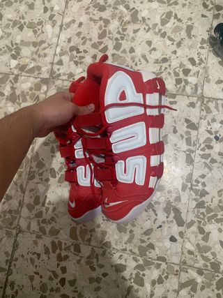 Zapatillas Nike Uptempo Supreme rojas