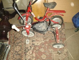 2 Triciclos antiguos infantiles