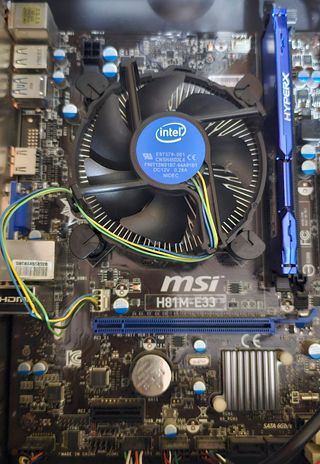 Placa base MSI H81M-P33 NEGOCIABLE