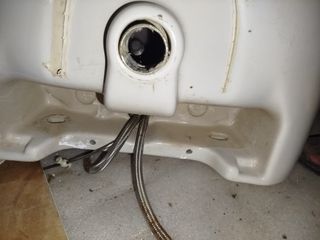 Lavabo medio lavabo pequeño