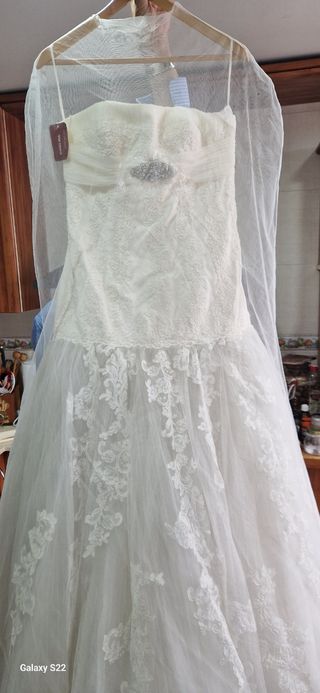 Vestido novia blanco encaje