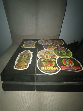 PS4 (PlayStation 4) - Negra