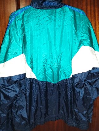 Chaqueta Adidas retro años 90