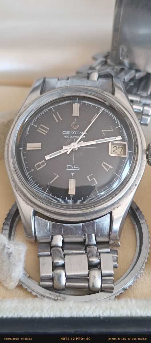 Certina DS Red crosshair Dive