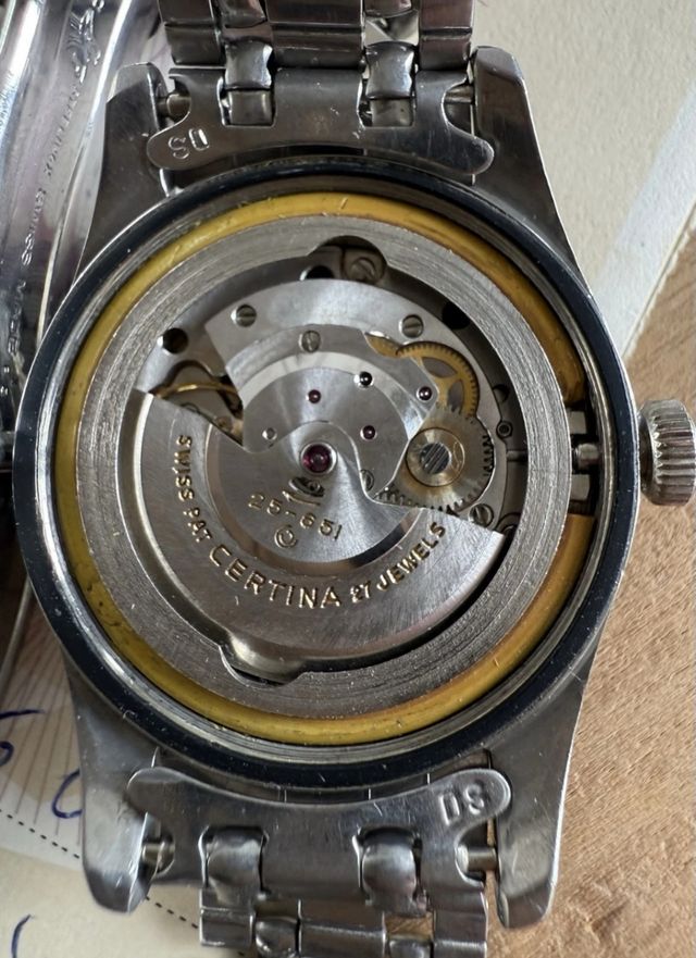 Certina DS Red crosshair Dive