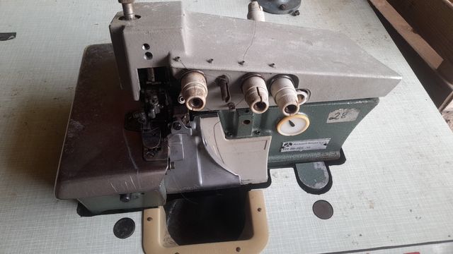 Máquina coser industrial Rimoldi