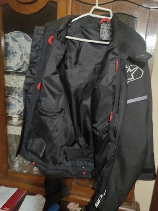 Chaqueta Alpinestars negra talla XL
