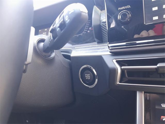 SSANGYONG Torres G15 Life Aut.