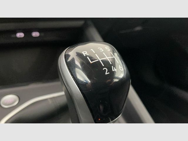 Volkswagen Golf Life 2.0 TDI 85kW (115CV) Variant