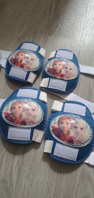 Casco, Rodilleras, Codera, guantes Frozen