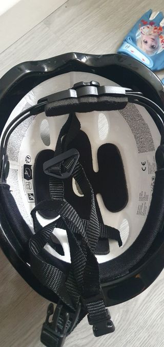 Casco, Rodilleras, Codera, guantes Frozen
