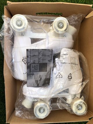 Patines artísticos KRF blancos, talla 37. 
