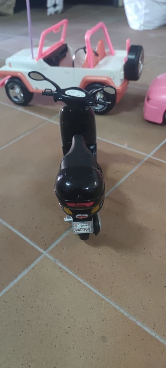 Moto Vespa Bratt - Juguete