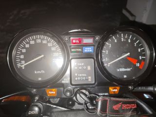 Honda CB750F - Moto Clásica