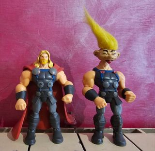 Disney Store Exclusive Marvel Toybox Thor +Troll.