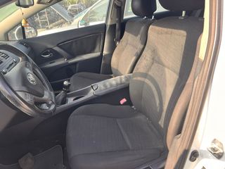 Toyota Avensis 2.0 G 2008