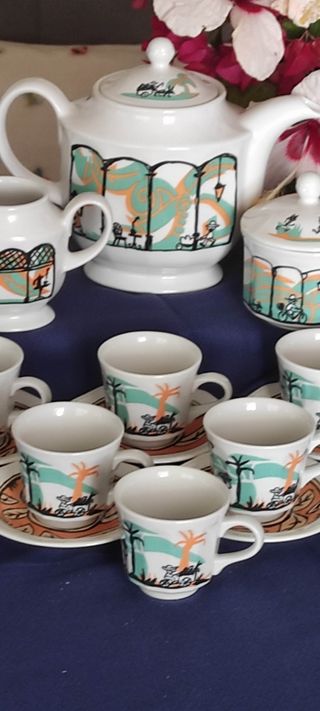 Juego de café Churchill  by Javier Mariscal.