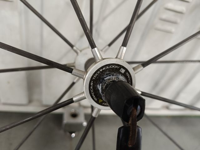 Ruedas Mavic R-Sys SLS